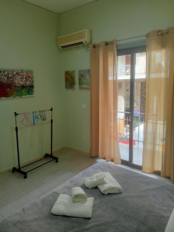 Koukaki-Acropolis Roomy With A Private Veranda Apt. Athen Eksteriør bilde