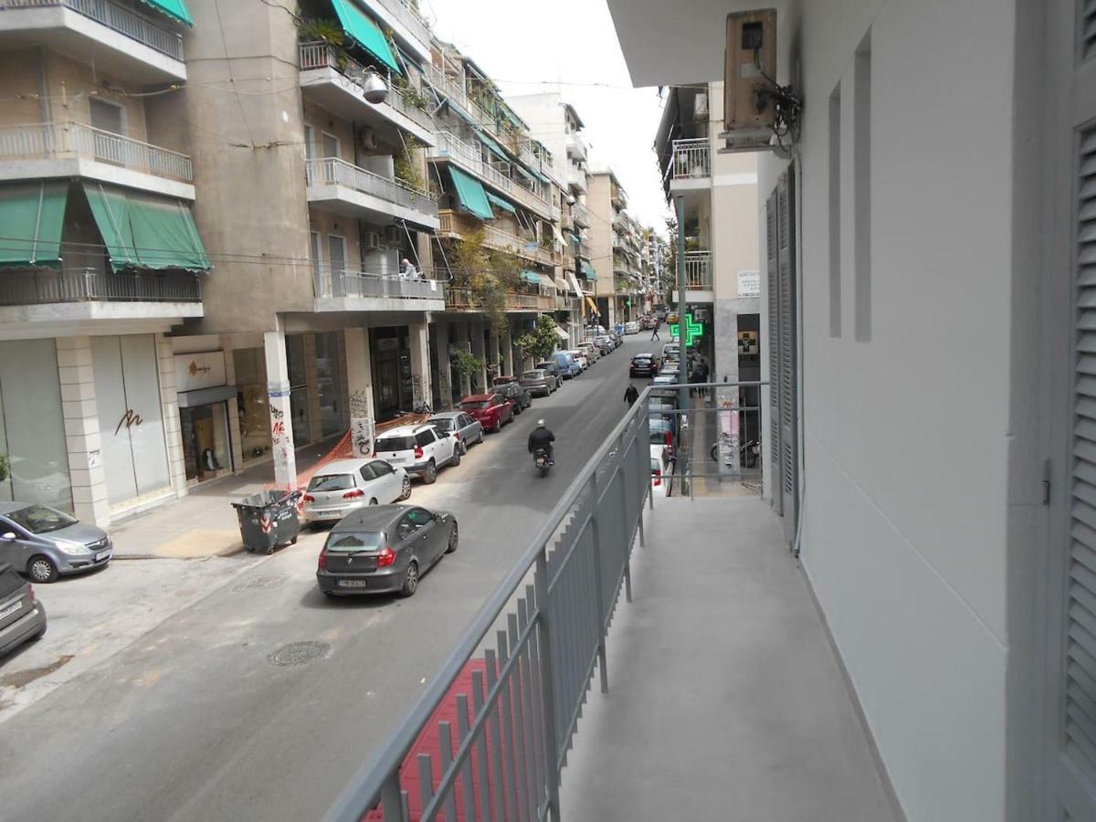 Koukaki-Acropolis Roomy With A Private Veranda Apt. Athen Eksteriør bilde
